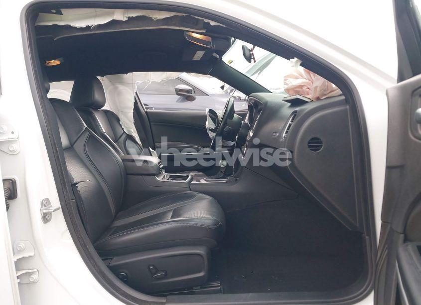 Photo 5 of 2021 Dodge Charger SXT RWD (VIN 2C3CDXBG5MH643227)