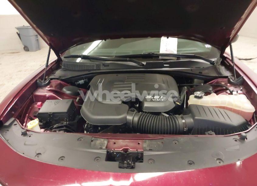 Photo 10 of 2021 Dodge Charger SXT RWD (VIN 2C3CDXBG5MH675529)