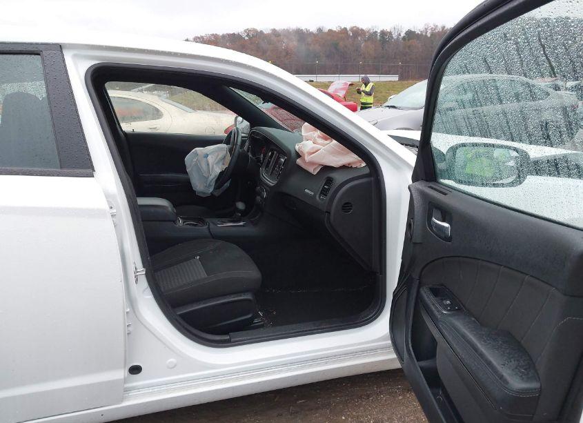 Photo 5 of 2021 Dodge Charger SXT RWD (VIN 2C3CDXBG5MH679483)