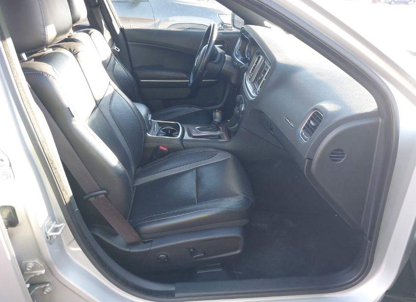Photo 5 of 2022 Dodge Charger SXT RWD (VIN 2C3CDXBG5NH178580)