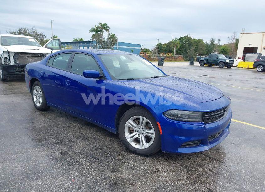 2022 Dodge Charger SXT RWD (VIN 2C3CDXBG5NH197565) main photo