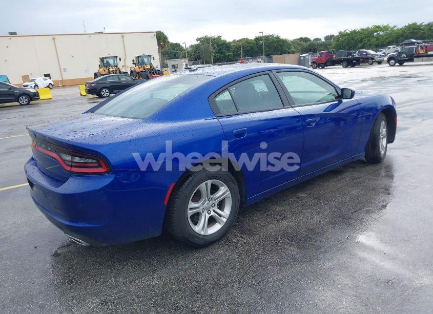Photo 4 of 2022 Dodge Charger SXT RWD (VIN 2C3CDXBG5NH197565)