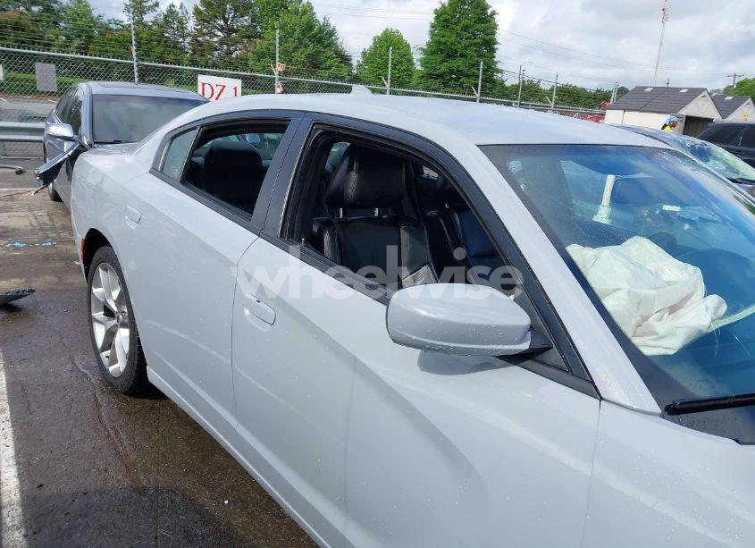Photo 13 of 2022 Dodge Charger SXT RWD (VIN 2C3CDXBG5NH202926)
