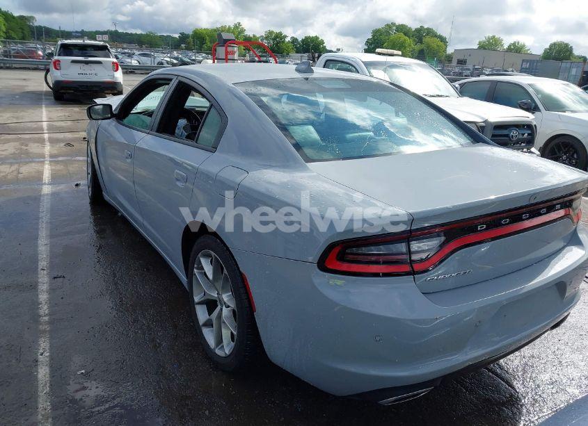 Photo 3 of 2022 Dodge Charger SXT RWD (VIN 2C3CDXBG5NH202926)