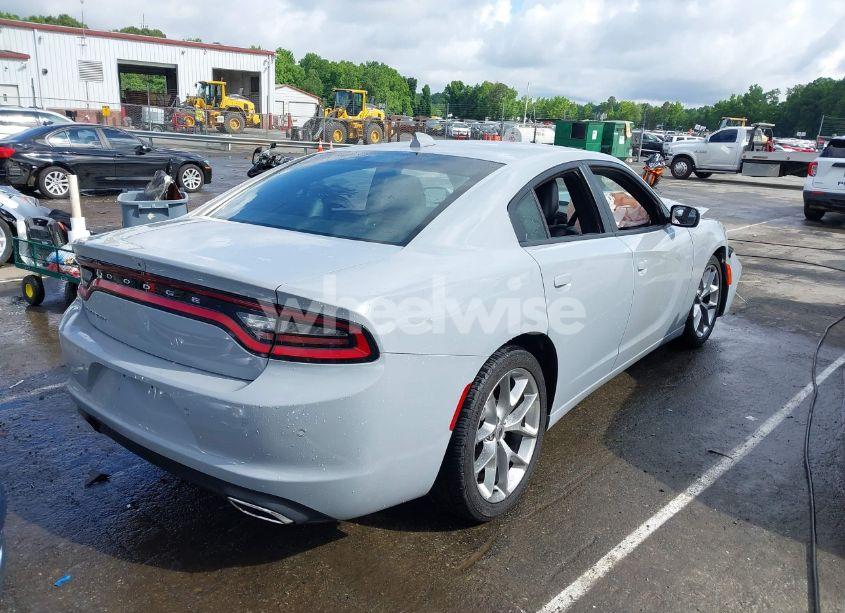 Photo 4 of 2022 Dodge Charger SXT RWD (VIN 2C3CDXBG5NH202926)