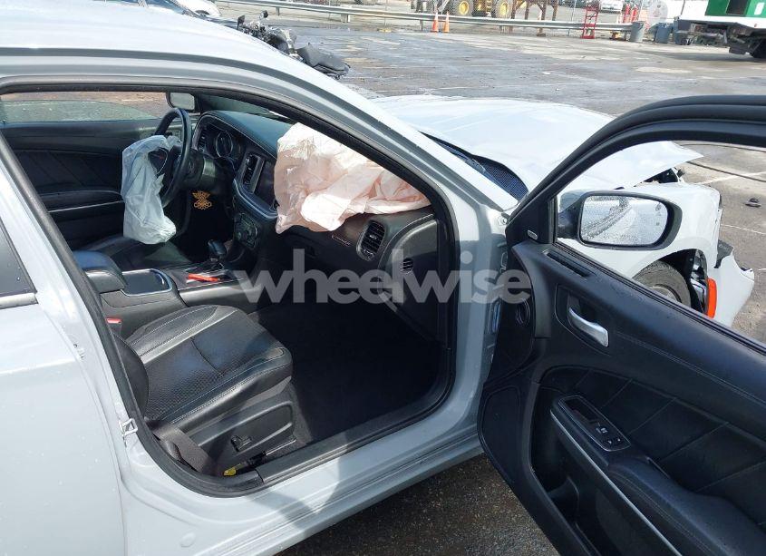 Photo 5 of 2022 Dodge Charger SXT RWD (VIN 2C3CDXBG5NH202926)