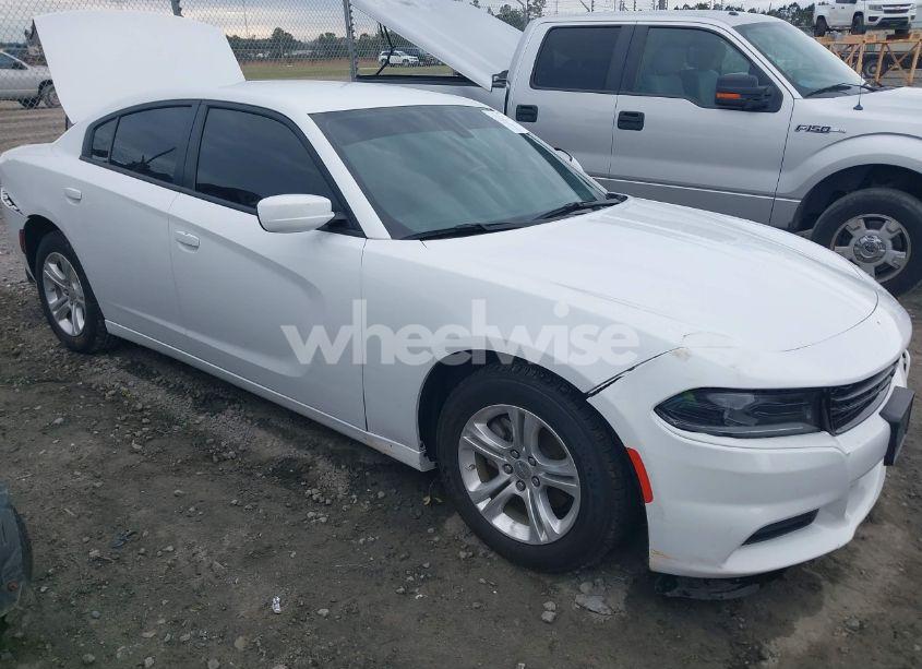 2022 Dodge Charger SXT RWD (VIN 2C3CDXBG5NH235246) main photo