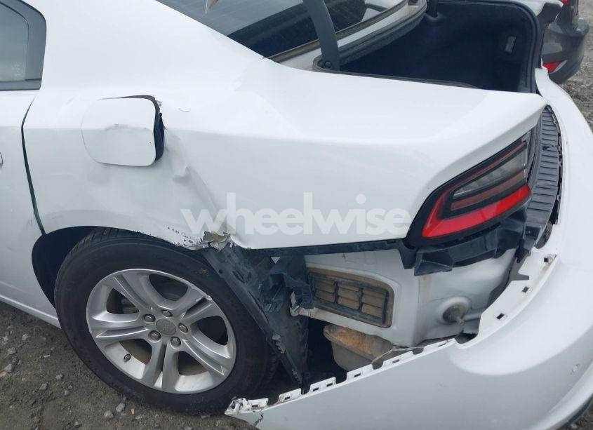 Photo 6 of 2022 Dodge Charger SXT RWD (VIN 2C3CDXBG5NH235246)