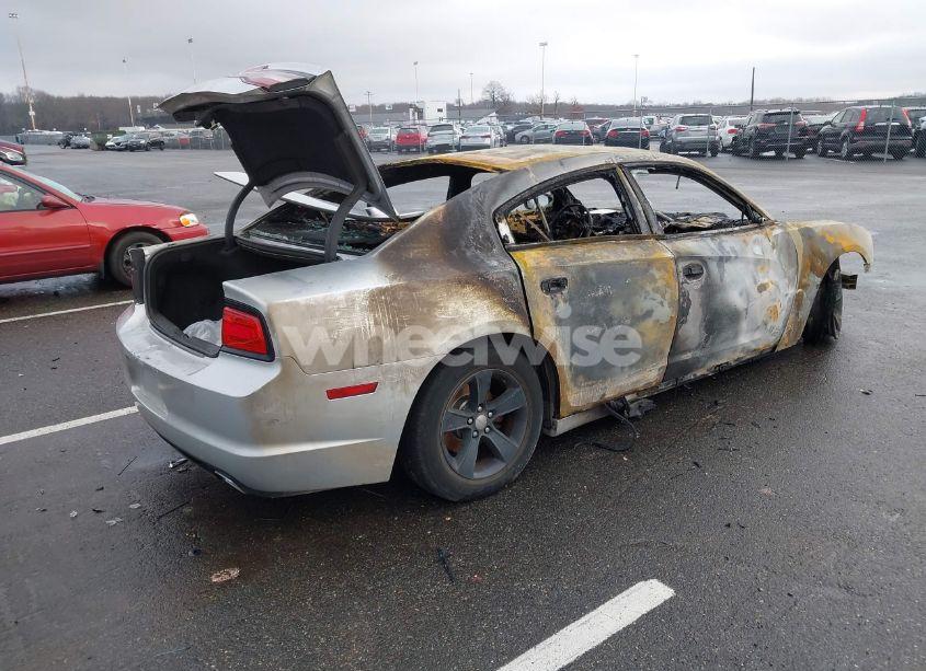 Photo 4 of 2012 Dodge Charger SE (VIN 2C3CDXBG6CH158772)