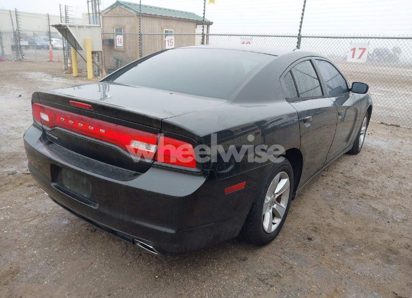 Photo 4 of 2012 Dodge Charger SE (VIN 2C3CDXBG6CH217982)