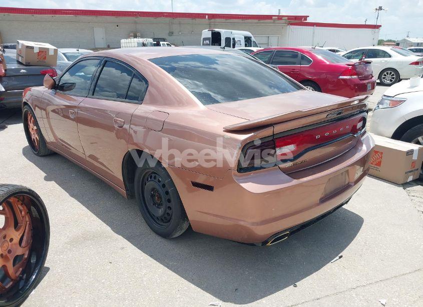Photo 3 of 2013 Dodge Charger SE (VIN 2C3CDXBG6DH507625)