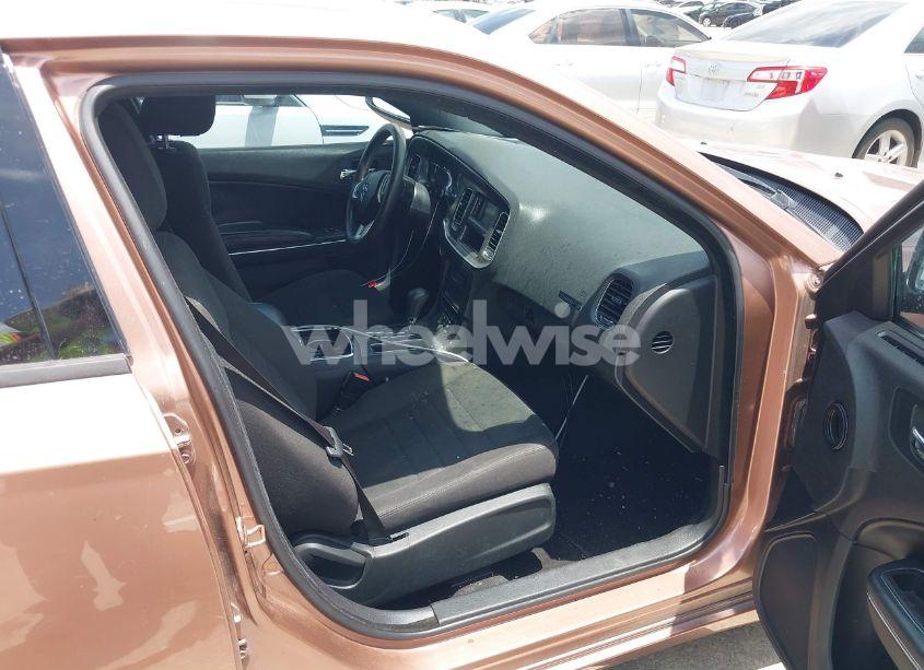 Photo 5 of 2013 Dodge Charger SE (VIN 2C3CDXBG6DH507625)