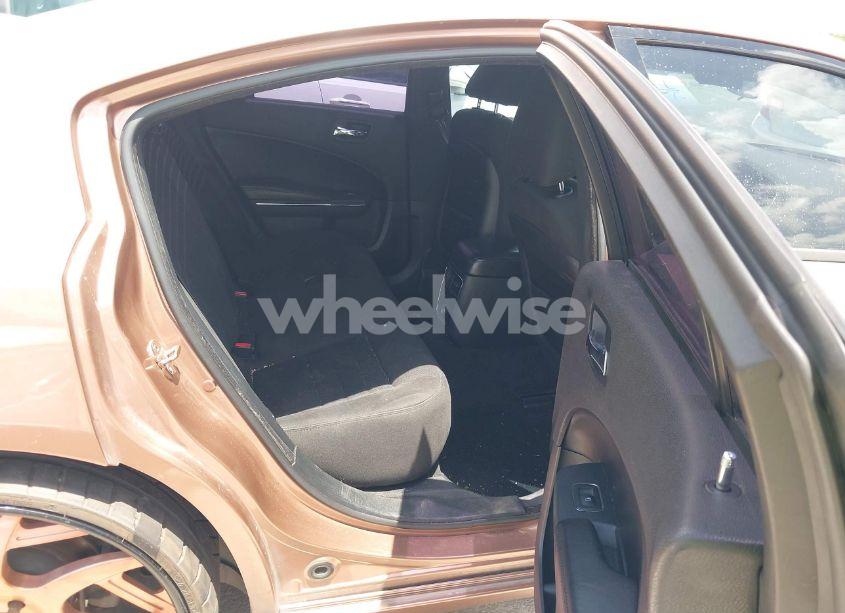 Photo 8 of 2013 Dodge Charger SE (VIN 2C3CDXBG6DH507625)