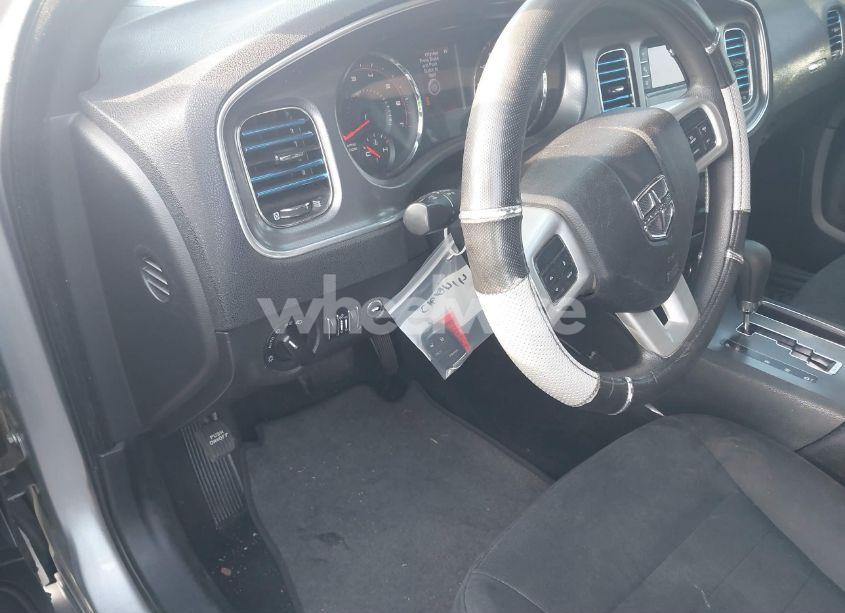 Photo 12 of 2013 Dodge Charger SE (VIN 2C3CDXBG6DH625612)