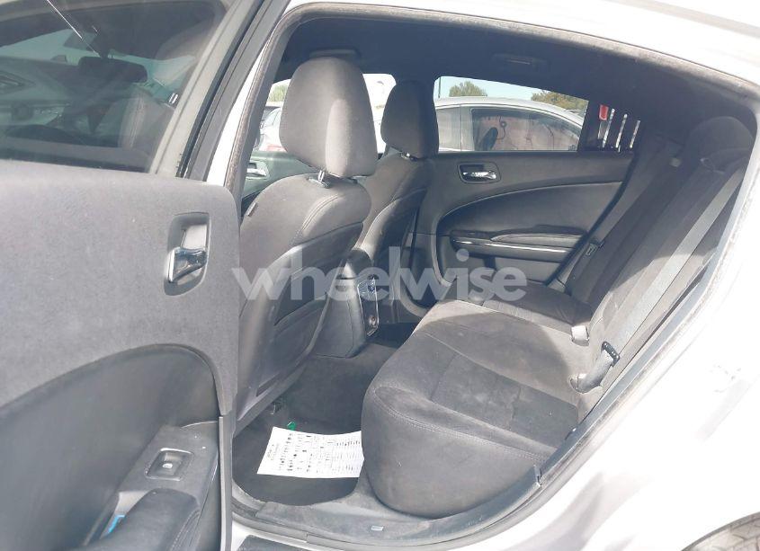 Photo 8 of 2013 Dodge Charger SE (VIN 2C3CDXBG6DH625612)