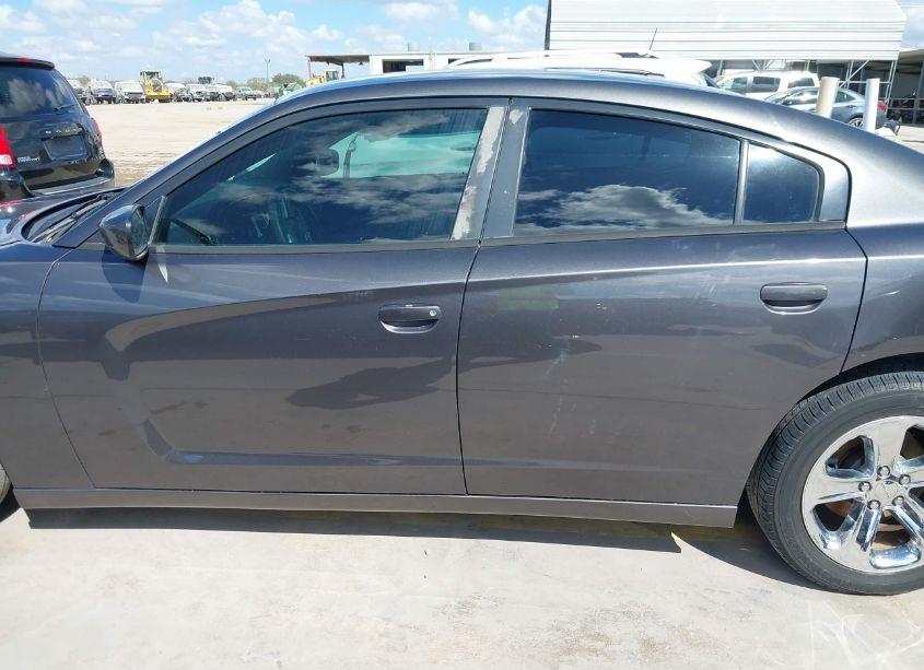 Photo 14 of 2014 Dodge Charger SE (VIN 2C3CDXBG6EH154840)