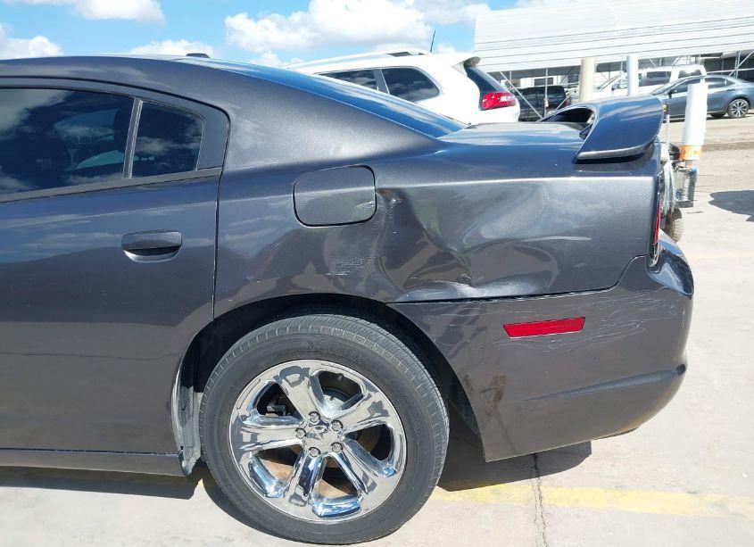 Photo 6 of 2014 Dodge Charger SE (VIN 2C3CDXBG6EH154840)