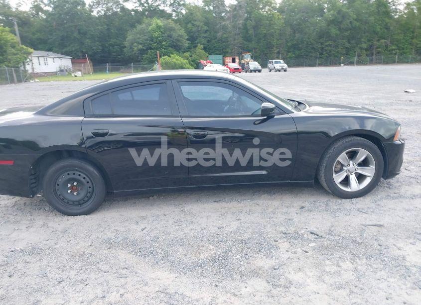 Photo 13 of 2014 Dodge Charger SE (VIN 2C3CDXBG6EH204717)