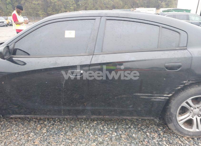 Photo 14 of 2015 Dodge Charger SE (VIN 2C3CDXBG6FH717063)