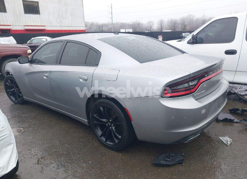 Photo 3 of 2015 Dodge Charger SE (VIN 2C3CDXBG6FH856738)