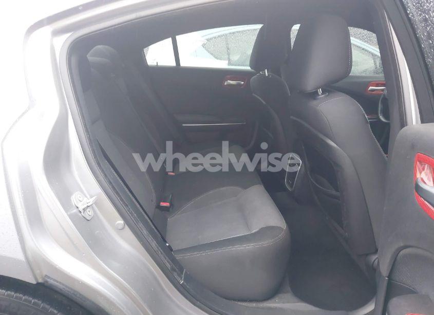 Photo 8 of 2015 Dodge Charger SE (VIN 2C3CDXBG6FH856738)