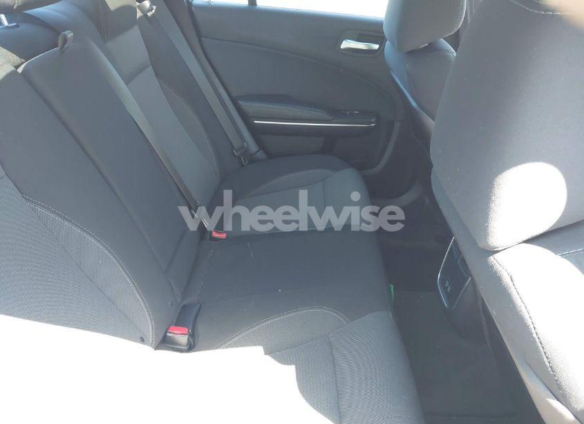 Photo 8 of 2016 Dodge Charger SE (VIN 2C3CDXBG6GH121386)