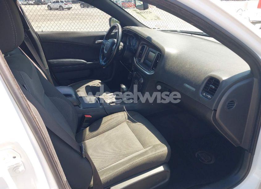 Photo 5 of 2016 Dodge Charger SE (VIN 2C3CDXBG6GH247313)