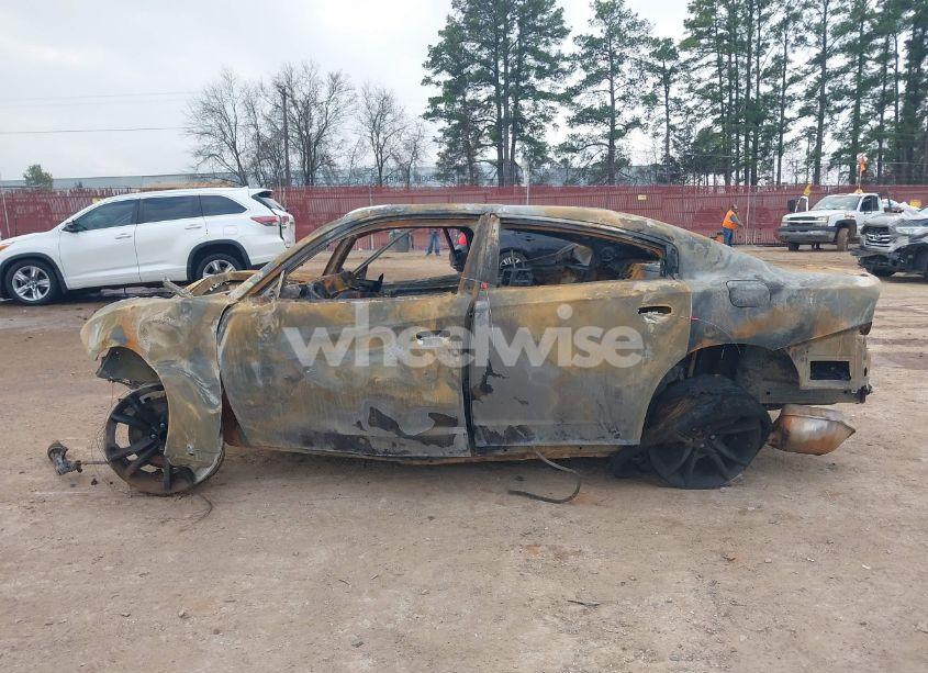 Photo 13 of 2016 Dodge Charger SE (VIN 2C3CDXBG6GH359173)