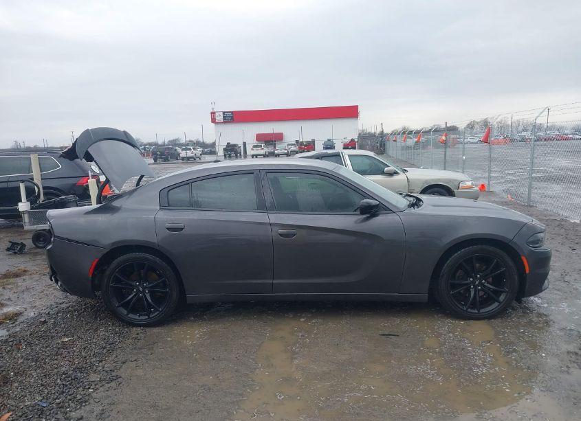Photo 13 of 2018 Dodge Charger SXT RWD (VIN 2C3CDXBG6JH196211)