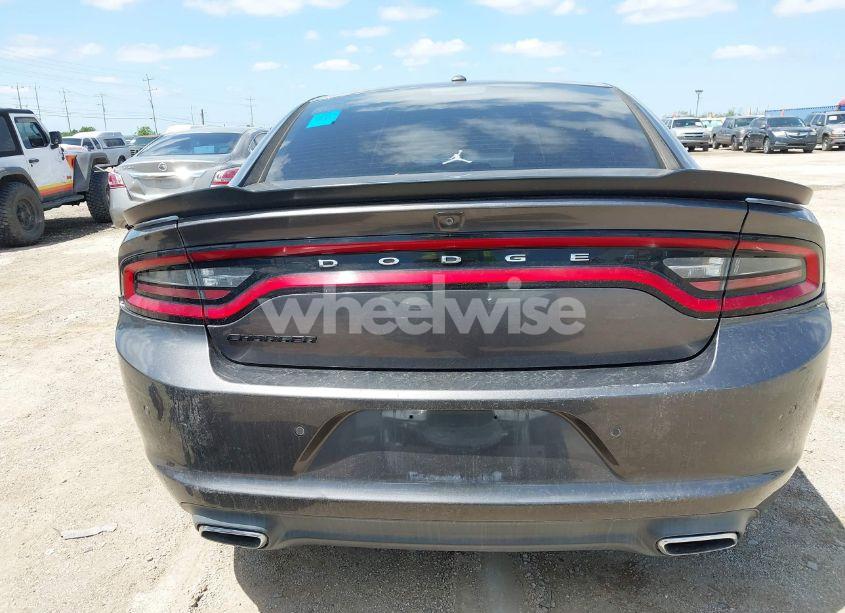 Photo 16 of 2018 Dodge Charger SXT RWD (VIN 2C3CDXBG6JH206865)