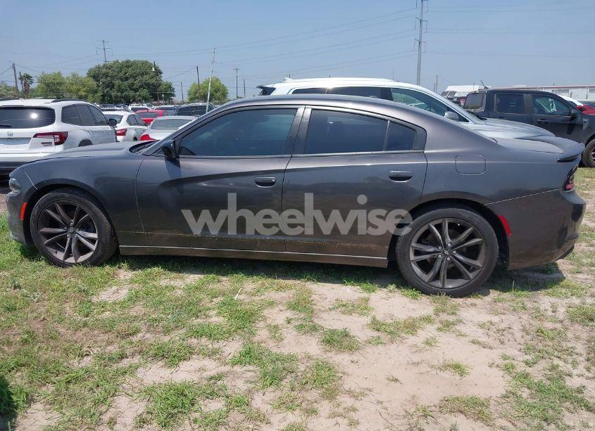 Photo 14 of 2018 Dodge Charger SXT RWD (VIN 2C3CDXBG6JH336693)