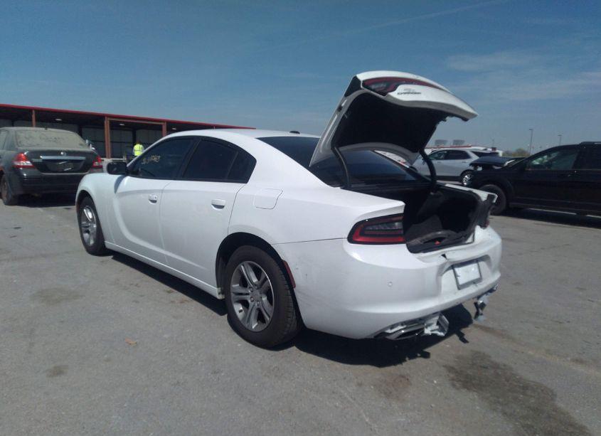 Photo 3 of 2019 Dodge Charger SXT RWD (VIN 2C3CDXBG6KH636364)
