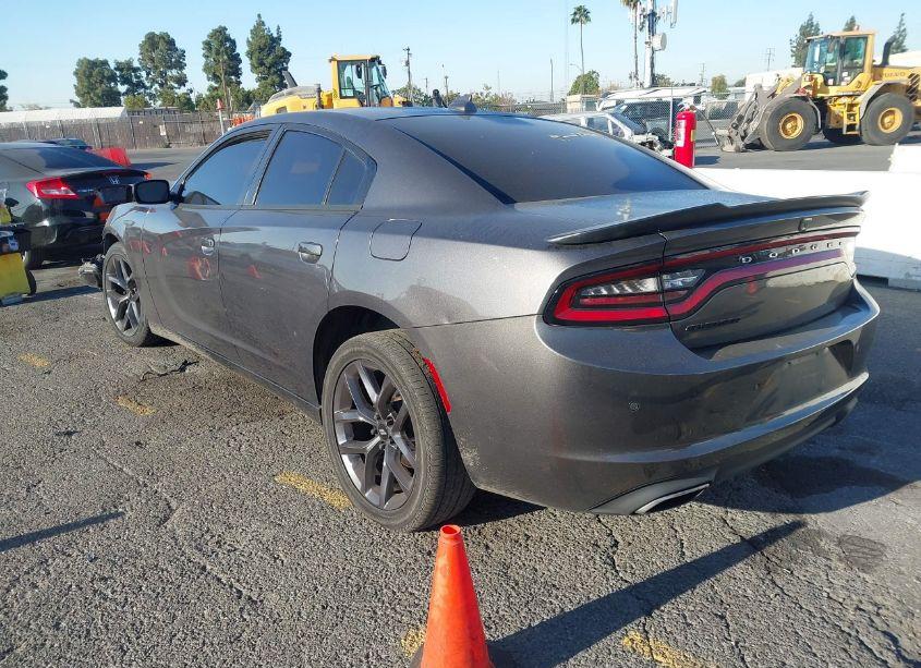 Photo 3 of 2019 Dodge Charger SXT RWD (VIN 2C3CDXBG6KH663208)
