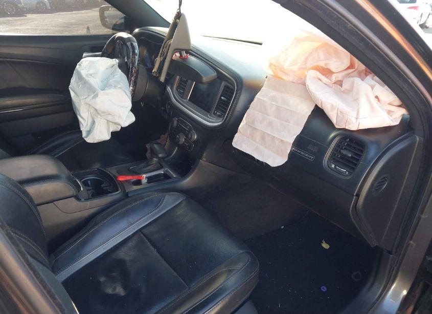 Photo 5 of 2019 Dodge Charger SXT RWD (VIN 2C3CDXBG6KH663208)