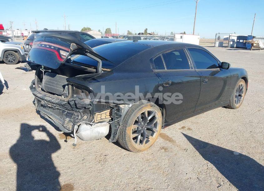 Photo 4 of 2019 Dodge Charger SXT RWD (VIN 2C3CDXBG6KH670711)