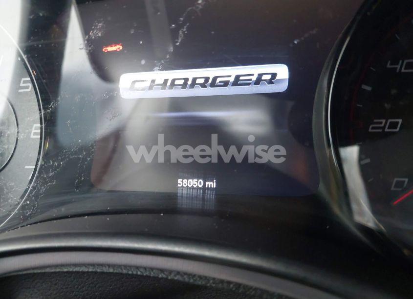 Photo 7 of 2019 Dodge Charger SXT RWD (VIN 2C3CDXBG6KH681711)