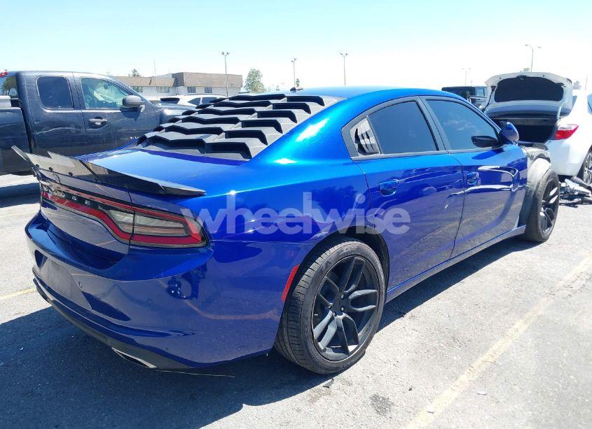 Photo 4 of 2019 Dodge Charger SXT RWD (VIN 2C3CDXBG6KH729739)