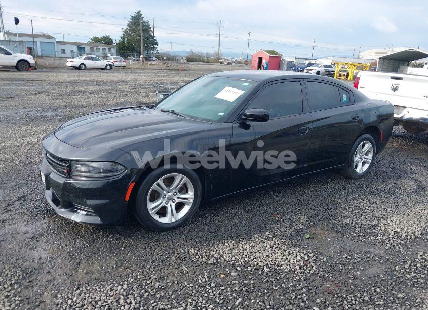 Photo 2 of 2020 Dodge Charger SXT RWD (VIN 2C3CDXBG6LH119468)