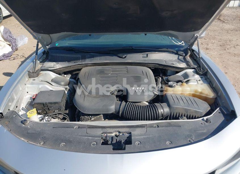 Photo 10 of 2020 Dodge Charger SXT RWD (VIN 2C3CDXBG6LH140109)