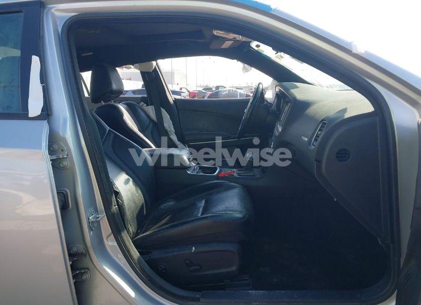 Photo 5 of 2020 Dodge Charger SXT RWD (VIN 2C3CDXBG6LH140109)