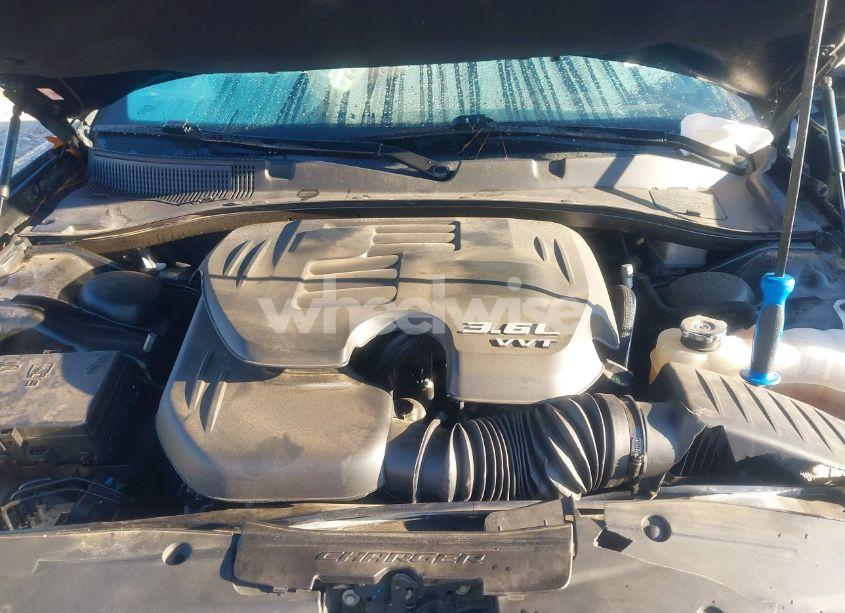 Photo 10 of 2020 Dodge Charger SXT RWD (VIN 2C3CDXBG6LH146797)