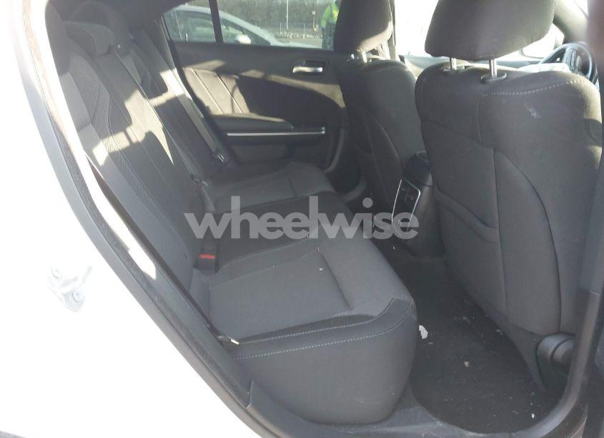 Photo 8 of 2020 Dodge Charger SXT RWD (VIN 2C3CDXBG6LH162725)