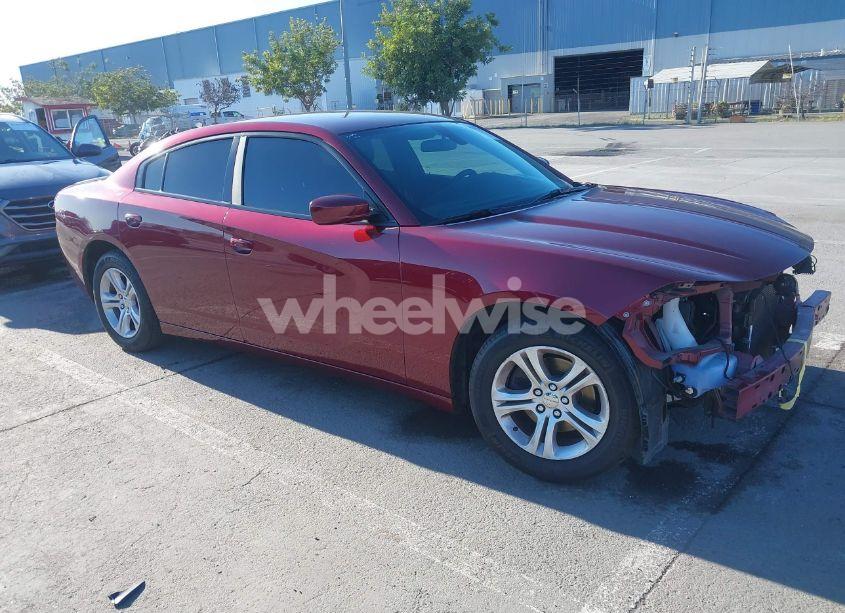 2020 Dodge Charger SXT RWD (VIN 2C3CDXBG6LH233311) main photo