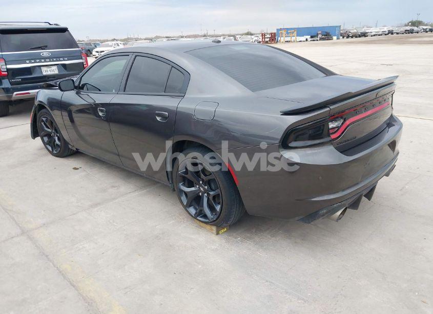 Photo 3 of 2020 Dodge Charger SXT RWD (VIN 2C3CDXBG6LH248228)