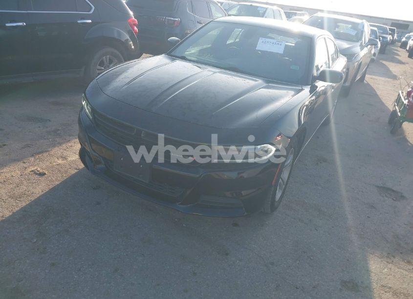 Photo 2 of 2021 Dodge Charger SXT RWD (VIN 2C3CDXBG6MH643026)
