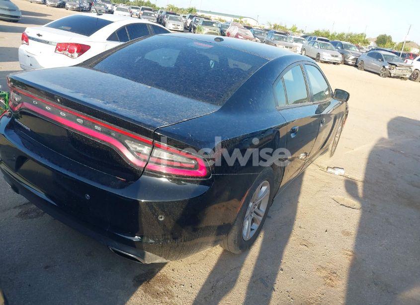 Photo 4 of 2021 Dodge Charger SXT RWD (VIN 2C3CDXBG6MH643026)