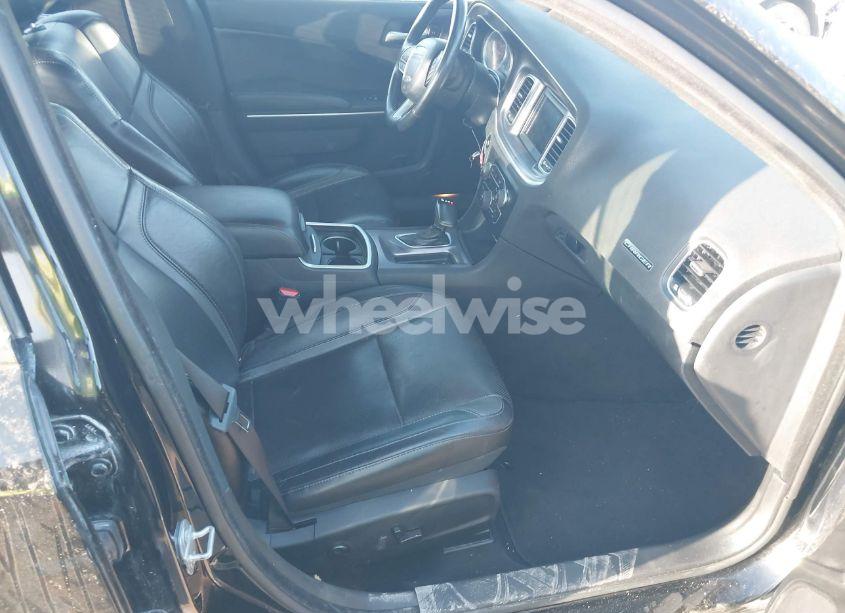 Photo 5 of 2021 Dodge Charger SXT RWD (VIN 2C3CDXBG6MH643026)