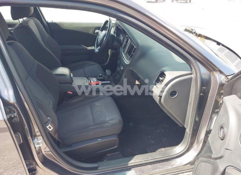 Photo 5 of 2021 Dodge Charger SXT RWD (VIN 2C3CDXBG6MH650140)