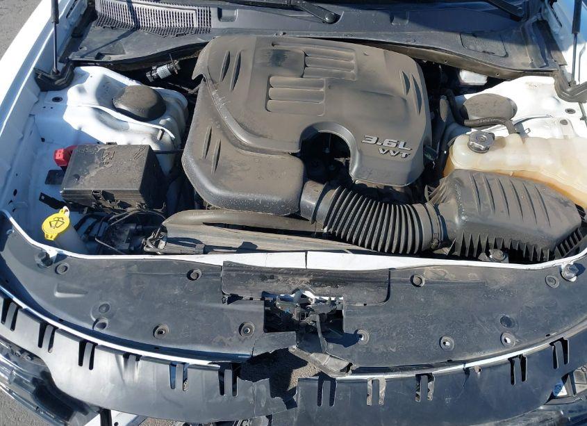 Photo 10 of 2022 Dodge Charger SXT RWD (VIN 2C3CDXBG6NH144907)