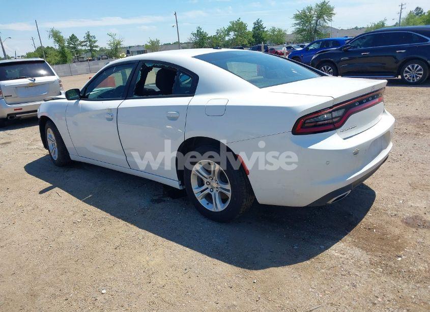 Photo 3 of 2022 Dodge Charger SXT RWD (VIN 2C3CDXBG6NH208055)